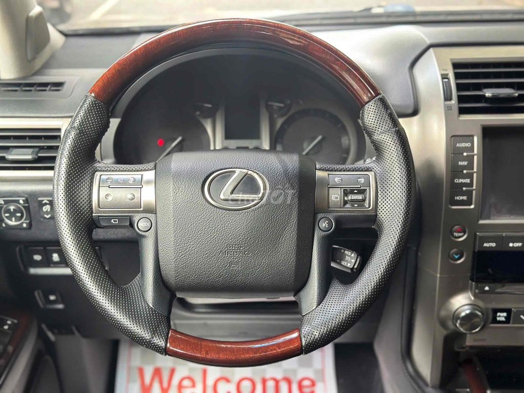 Lexus GX460 sx 2015 nhập Nhật siêu đẹp. Mua bán Ô tô tại Quận Cầu Giấy Hà Nội được đăng bởi Cao Quý hình 12
