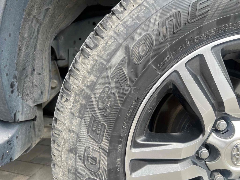 Toyota Fortuner 2019 4x2 Đen 36000 km. Mua bán Ô tô tại Quận Hai Bà Trưng Hà Nội được đăng bởi Tuan Trinh  hình 9