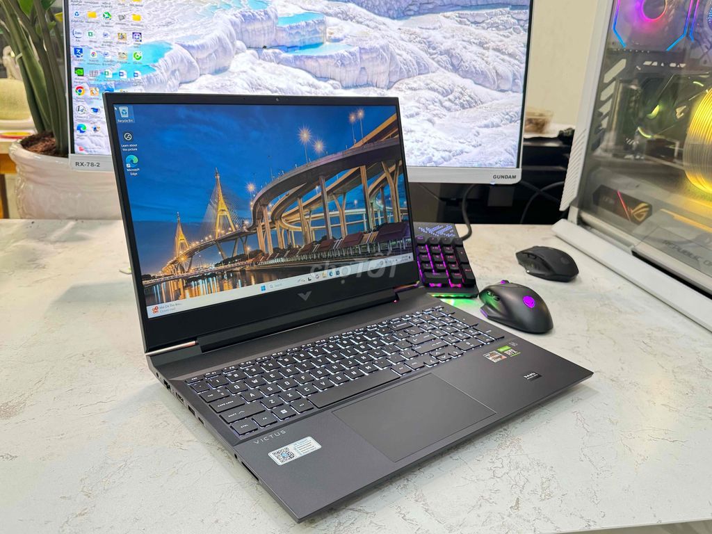 HP Victus 16 R5 6600H/8/512/16 144Hz/3050 99%