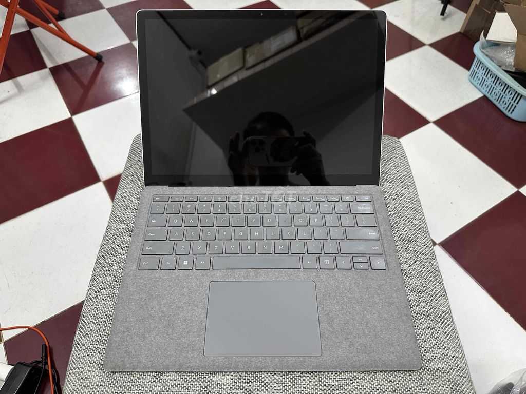Microsoft Surface Laptop 4 - i7 1185G7/16G/512G. Mua bán Laptop tại Quận 1 Tp Hồ Chí Minh được đăng bởi Hữu Surface hình 1