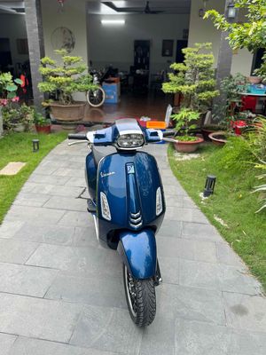 Vespa Sprint 125 ABS 2022 Xanh limited Hỗ trợ góp