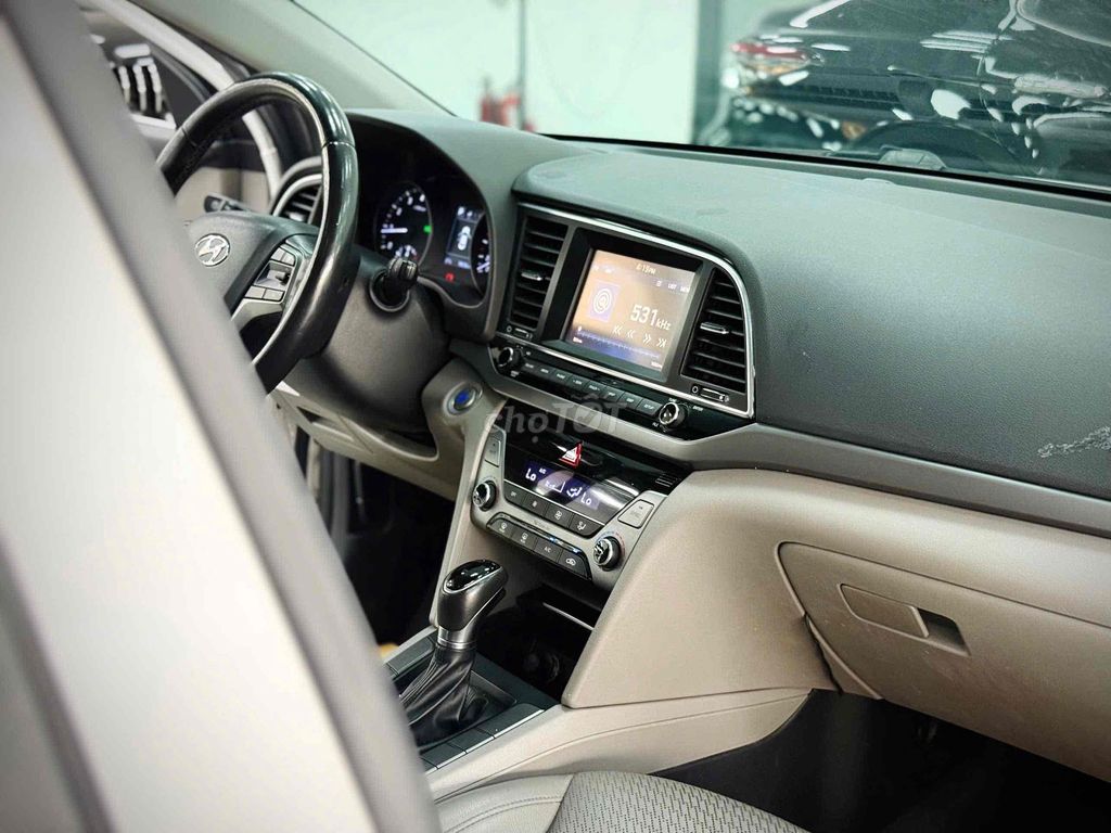 𝐇𝐲𝐮𝐧𝐝𝐚𝐢 𝐄𝐥𝐚𝐧𝐭𝐫𝐚 𝟏.𝟔𝐀𝐓 GLS 𝐌𝐨𝐝𝐞𝐥 𝟐𝟎𝟏𝟖 𝐒𝐢𝐞̂𝐮 Đ𝐞̣𝐩. Mua bán Ô tô tại Thành phố Thủ Đức Tp Hồ Chí Minh được đăng bởi Tấn Khang Chuyên Xe Lướt hình 13