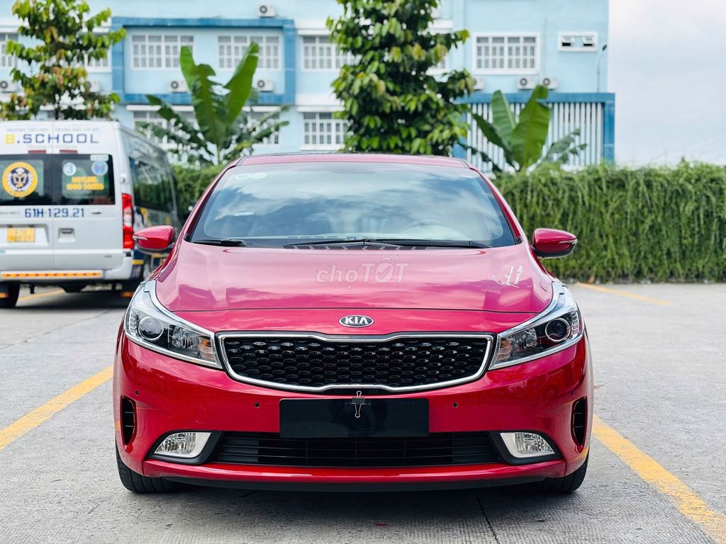 Kia Cerato 2018 1.6 AT - 49000 km. Mua bán Ô tô tại Thành phố Dĩ An Bình Dương được đăng bởi Siêu Thị Ô Tô Bình Dương  hình 2
