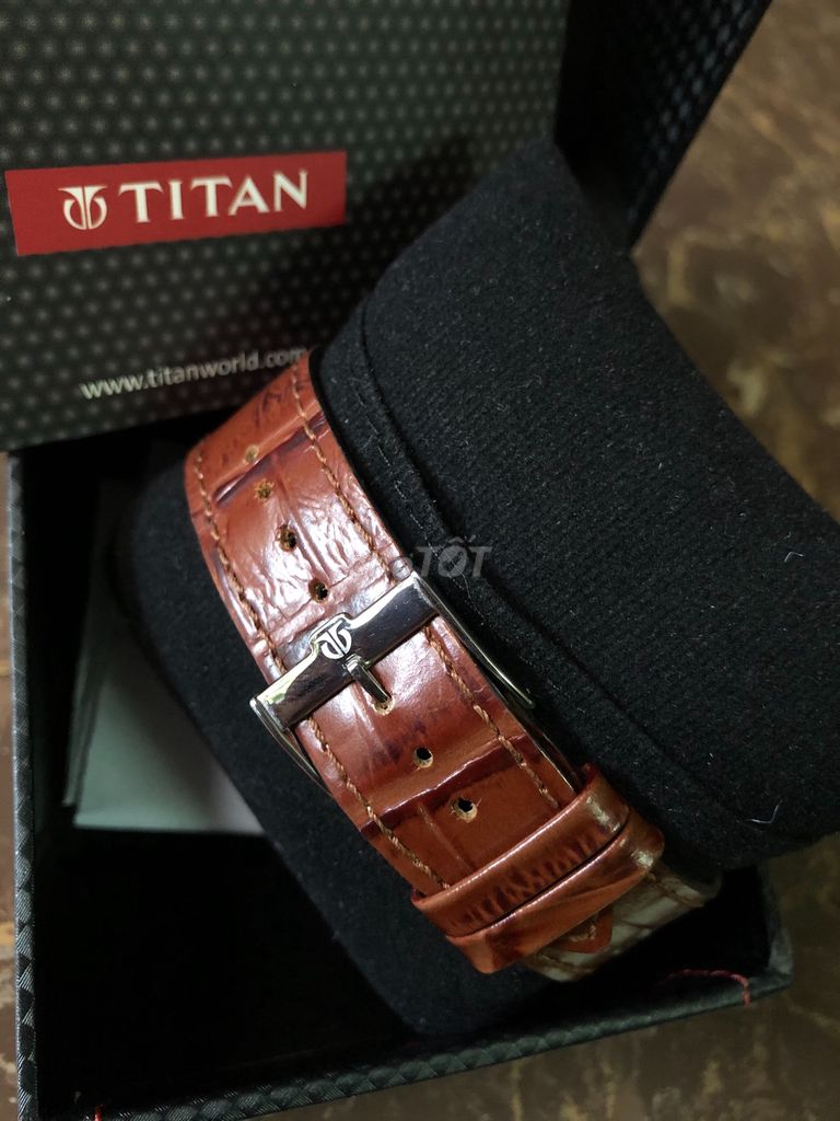 0901229291 - Đồng hồ Titan Edge