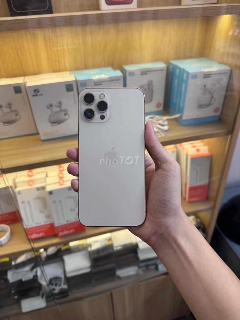 Apple iPhone 12 Pro Max 128GB Vàng Đã qua sử dụng. Mua bán Điện thoại tại Quận Hoàng Mai Hà Nội được đăng bởi trần hoàng hình 1