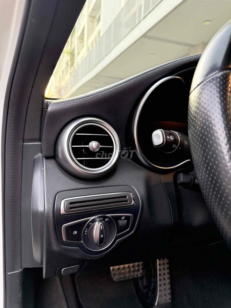 Mercedes Benz C Class 2019 C 300 AMG - 125000 km. Mua bán Ô tô tại Thành phố Thủ Đức Tp Hồ Chí Minh được đăng bởi Huy Hoàng hình 17