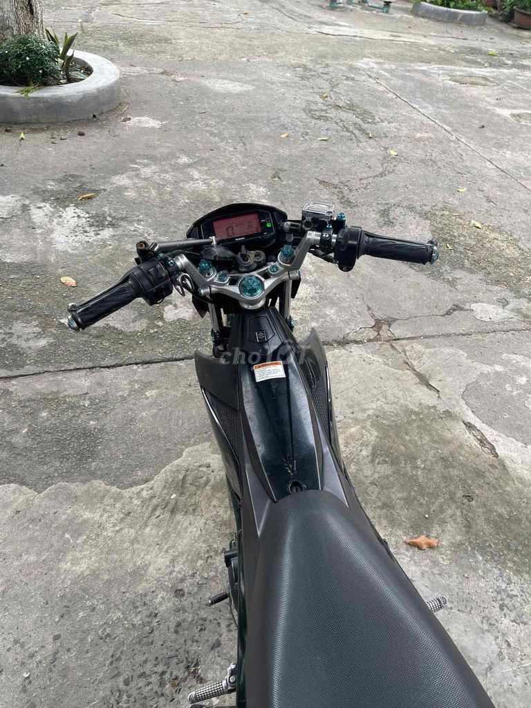 Suzuki Satria 2019 черный, красивый номер 3939 (Тан Тай)