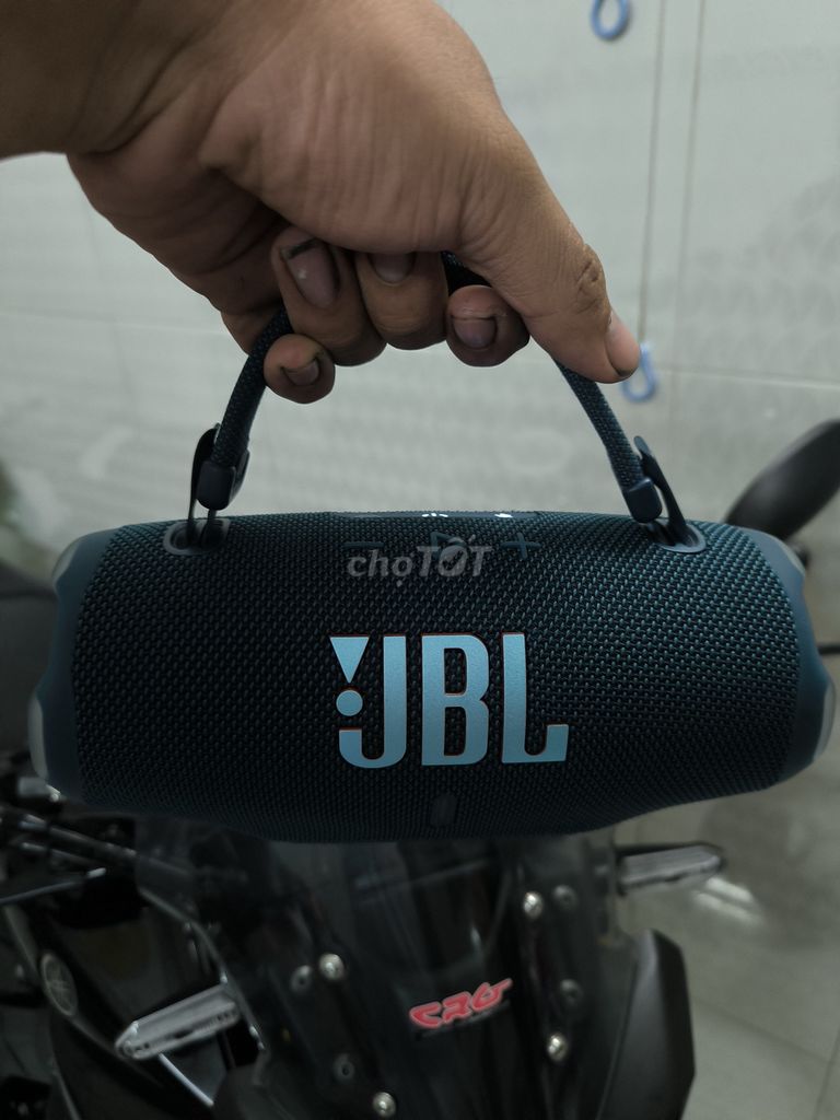 Loa Bluetooth JBL Charge 6 Xanh Mới tinh. Mua bán Tivi, Âm thanh tại Quận Cái Răng Cần Thơ được đăng bởi Dương Ka hình 1