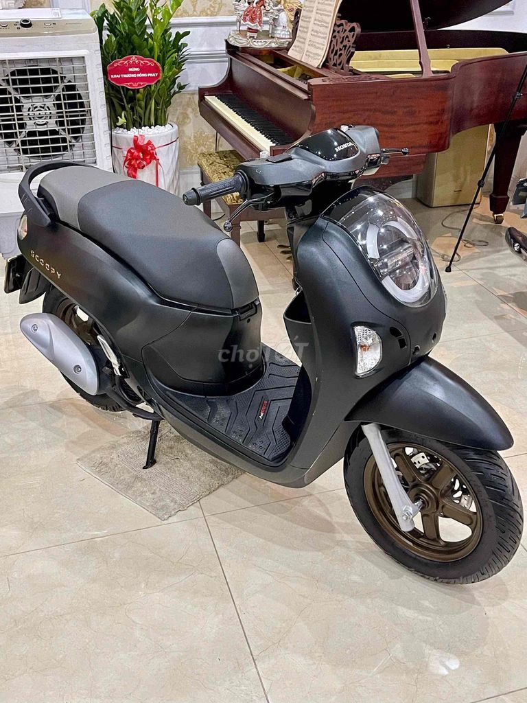 XE MÁY 68 - Honda Scoopy 2025 Smartkey Lướt. Mua bán Xe máy tại Quận Tây Hồ Hà Nội được đăng bởi Đức Anh hình 2