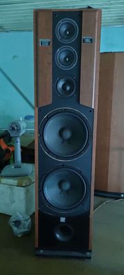 Cần bán loa và amply. Mua bán Tivi, Âm thanh tại Thành phố Buôn Ma Thuột Đắk Lắk được đăng bởi trịnh bình