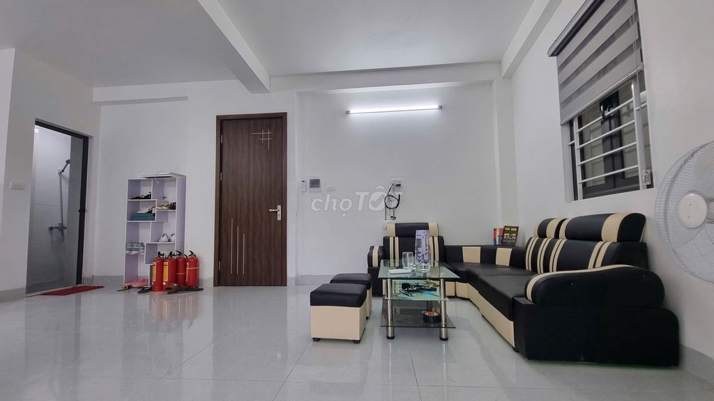 Nhượng lại căn hộ mini, Pass phòng 50m có bãi ô tô đối diện