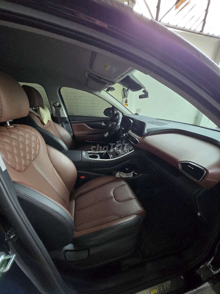HuyndaiSanta fe 2023 2.2 Dầu tiêu chuẩn - 19000 km. Mua bán Ô tô tại Thành phố Thủ Dầu Một Bình Dương được đăng bởi Trần Thị Bằng hình 8