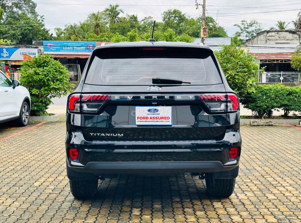 Ford Everest 2022 Titanium 2.0L 4x2 AT - 27000 km. Mua bán Ô tô tại Huyện Hòa Thành Tây Ninh được đăng bởi Hồ Huỳnh Cẩm Nhung hình 5