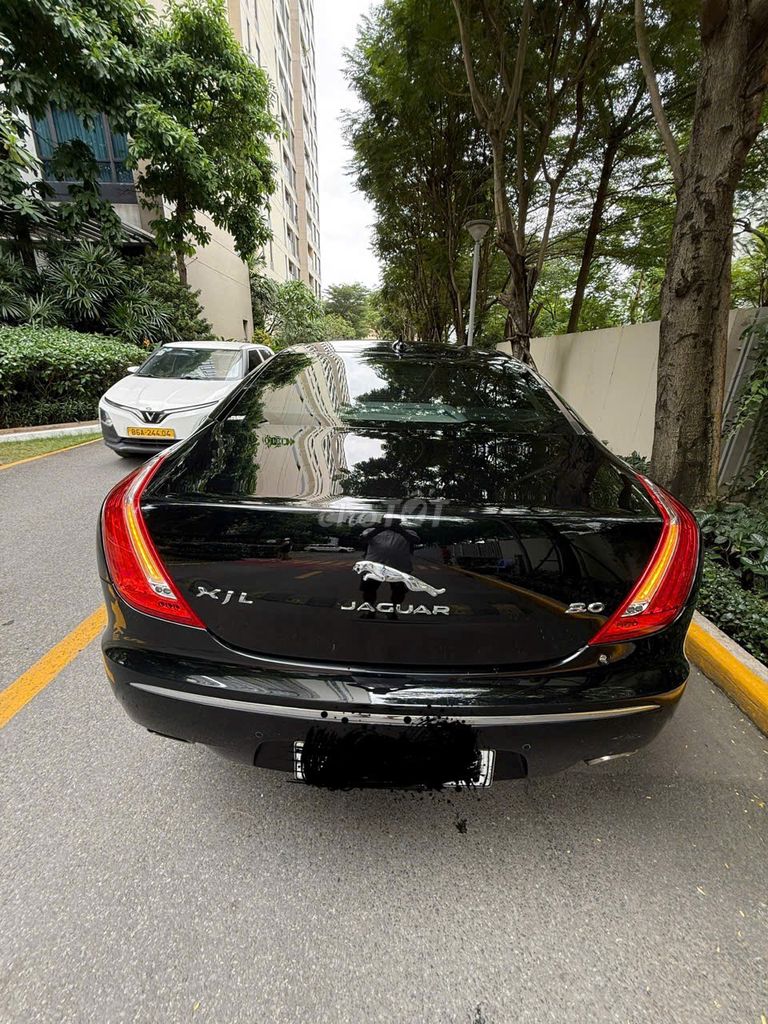 Bán xe Jaguar XJL 3.0 PORTFOLIO 2013. Mua bán Ô tô tại Quận 12 Tp Hồ Chí Minh được đăng bởi Linh Nguyen hình 2