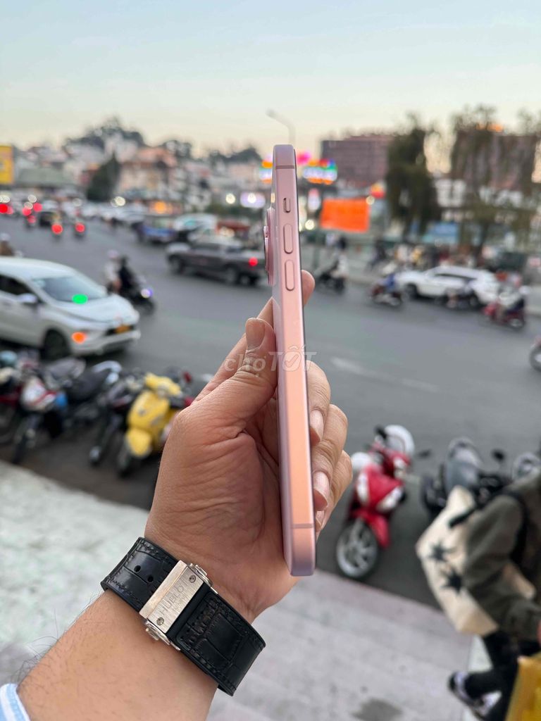 iPhone 15 plus 128gb hồng nữ tính