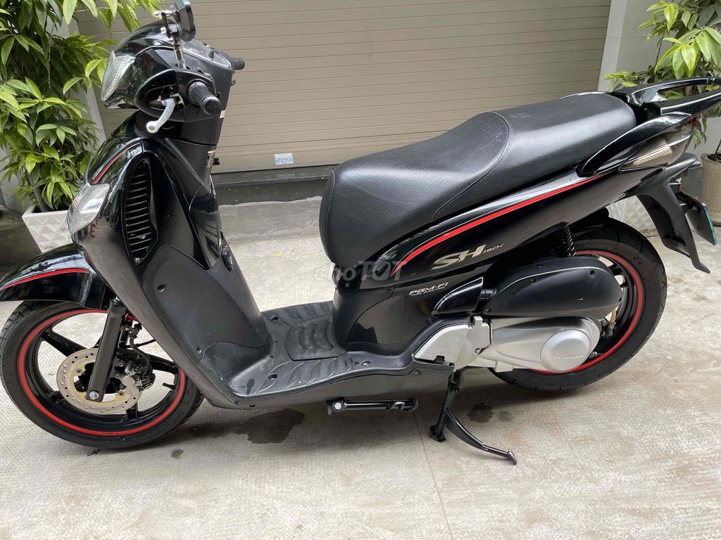 SH Y 150 Fi đen sporti biến số TP. Mua bán Xe máy tại Quận 3 Tp Hồ Chí Minh được đăng bởi Trần văn trưởng hình 2