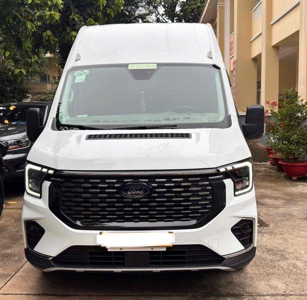 Ford Transit 2024 Premium 16 - 31000 km. Mua bán Ô tô tại Quận Tân Bình Tp Hồ Chí Minh được đăng bởi Trần Hoàng Long hình 1