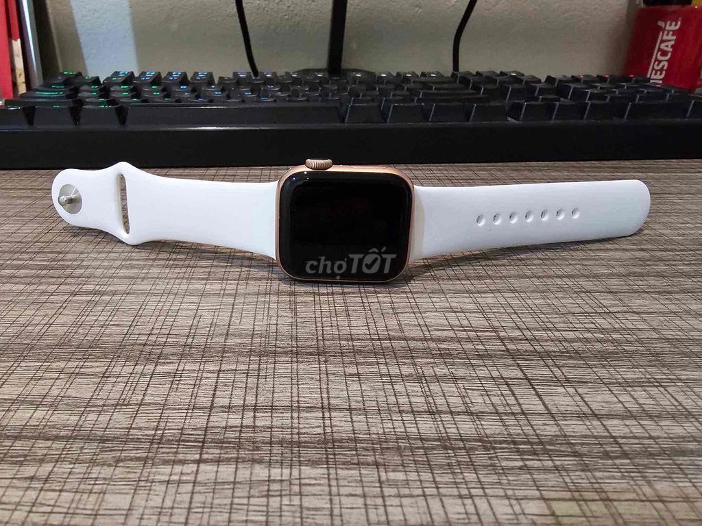 Apple watch S5 40mm Vàng Hồng