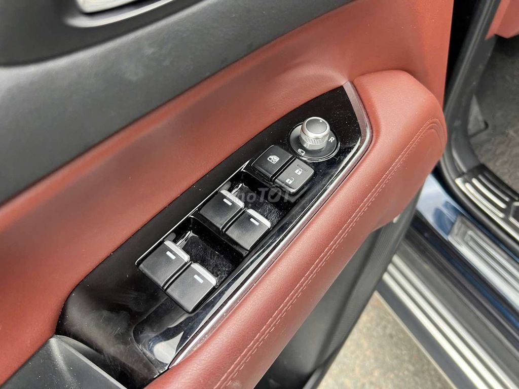 Mazda CX8 2025 Luxury 17.000 km. Mua bán Ô tô tại Quận 8 Tp Hồ Chí Minh được đăng bởi Quốc việt  hình 12