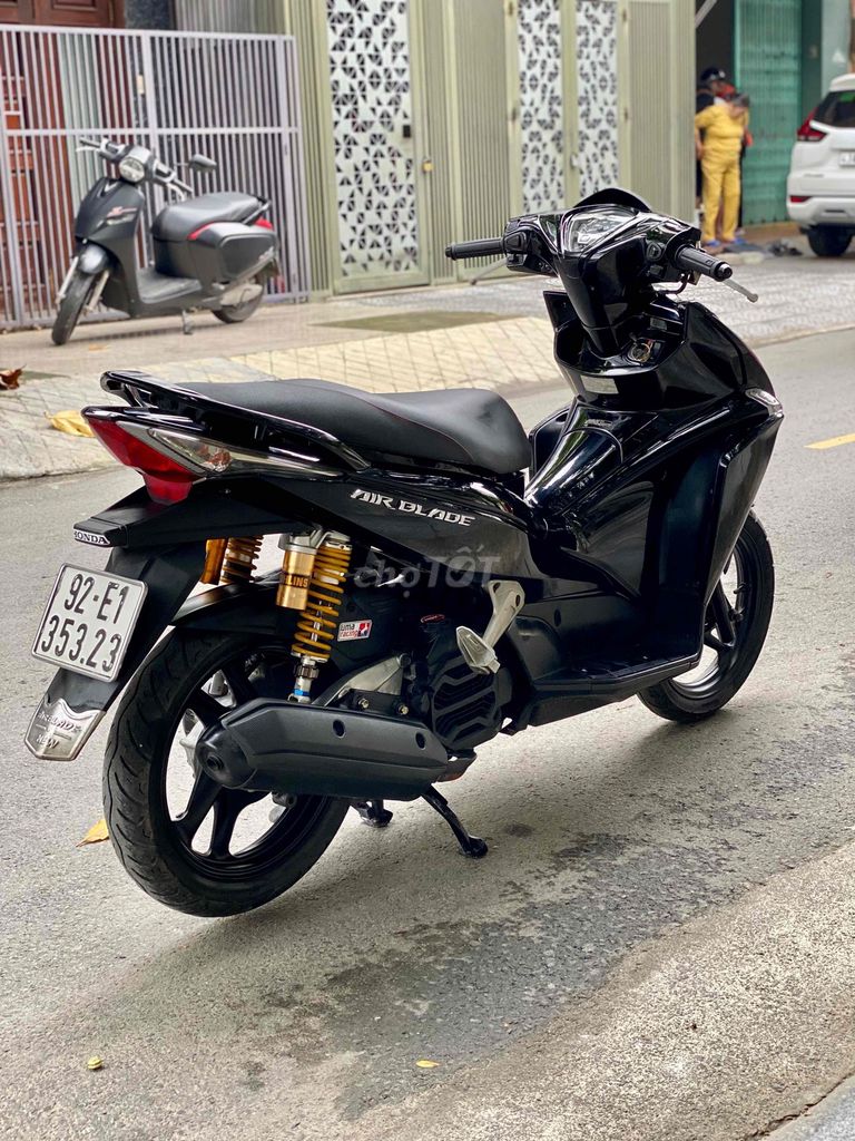 🌈Honda AB Fi xe đẹp máy siêu êm chất 👉 CÓ TRẢ GÓP. Mua bán Xe máy tại Quận Thanh Khê Đà Nẵng được đăng bởi XE MÁY TRẢ GÓP LONG MOTOR hình 2