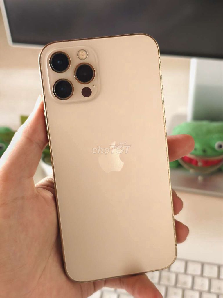 iPhone 12 Pro 128G Gold đẹp 99% zin full chức năng. Mua bán Điện thoại tại Quận Liên Chiểu Đà Nẵng được đăng bởi Minh Hiệp CócXanhMobile hình 1
