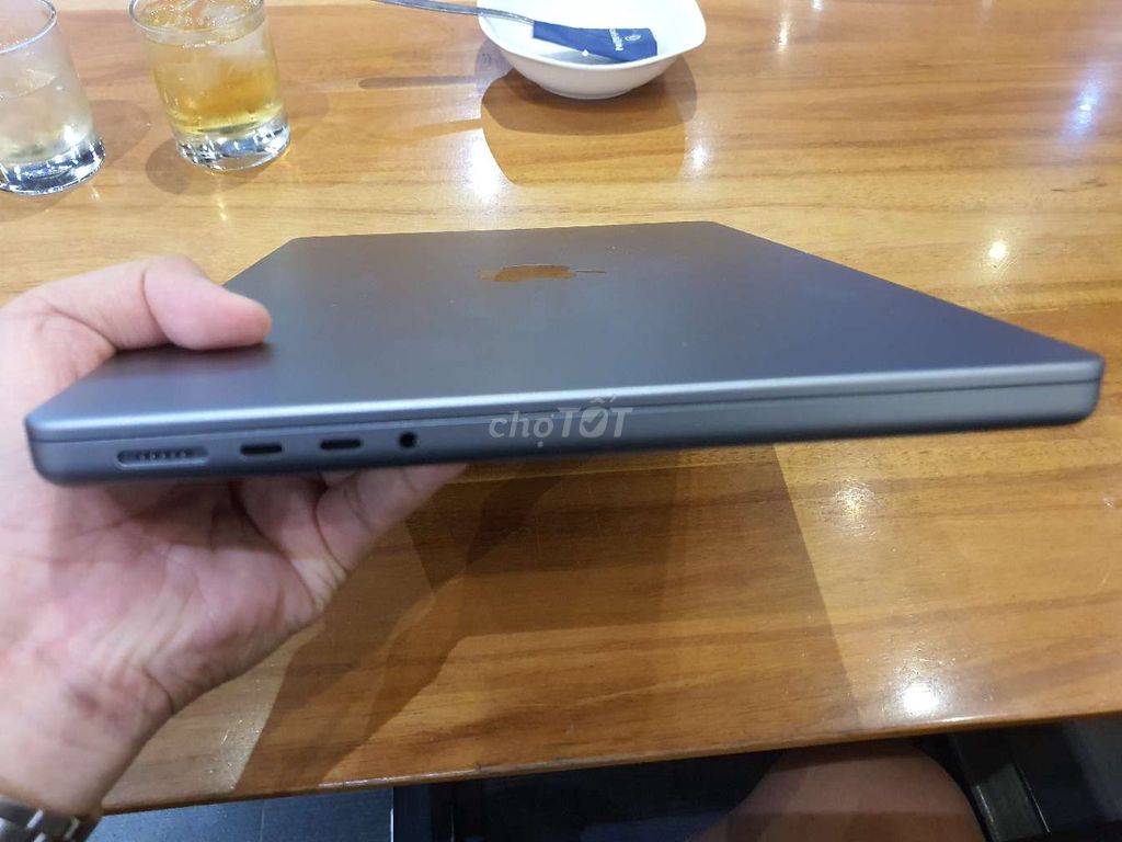 MacBook Pro 14  M1, 16GB RAM, SSD 512GB, 13 inch. Mua bán Laptop tại Quận Bình Tân Tp Hồ Chí Minh được đăng bởi Bảo Lâm hình 4