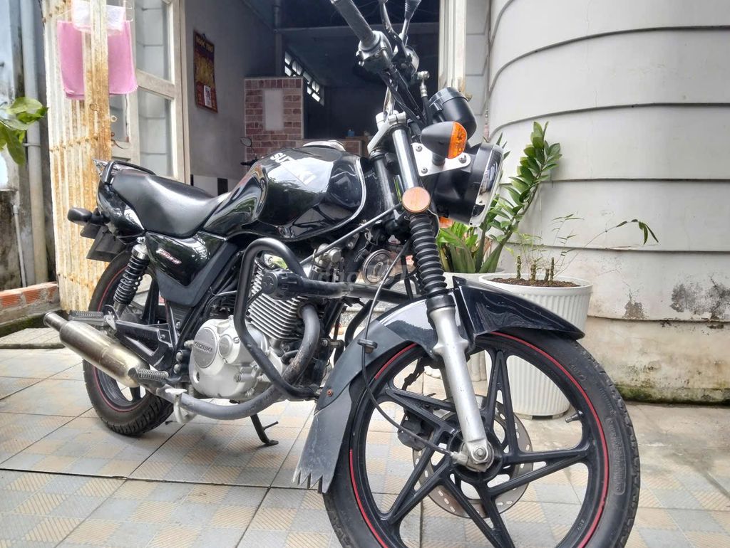 Cần bán Suzuki EN125 2F năm sx 2017 biển cần Thơ. Mua bán Xe máy tại Quận Ninh Kiều Cần Thơ được đăng bởi Tân Phan Nguyễn Nhật hình 1