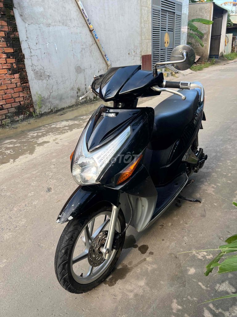 Cần bán xe click máy móc zin êm . Giấy tờ đầy đủ. Mua bán Xe máy tại Thành phố Biên Hòa Đồng Nai được đăng bởi Minh hình 3