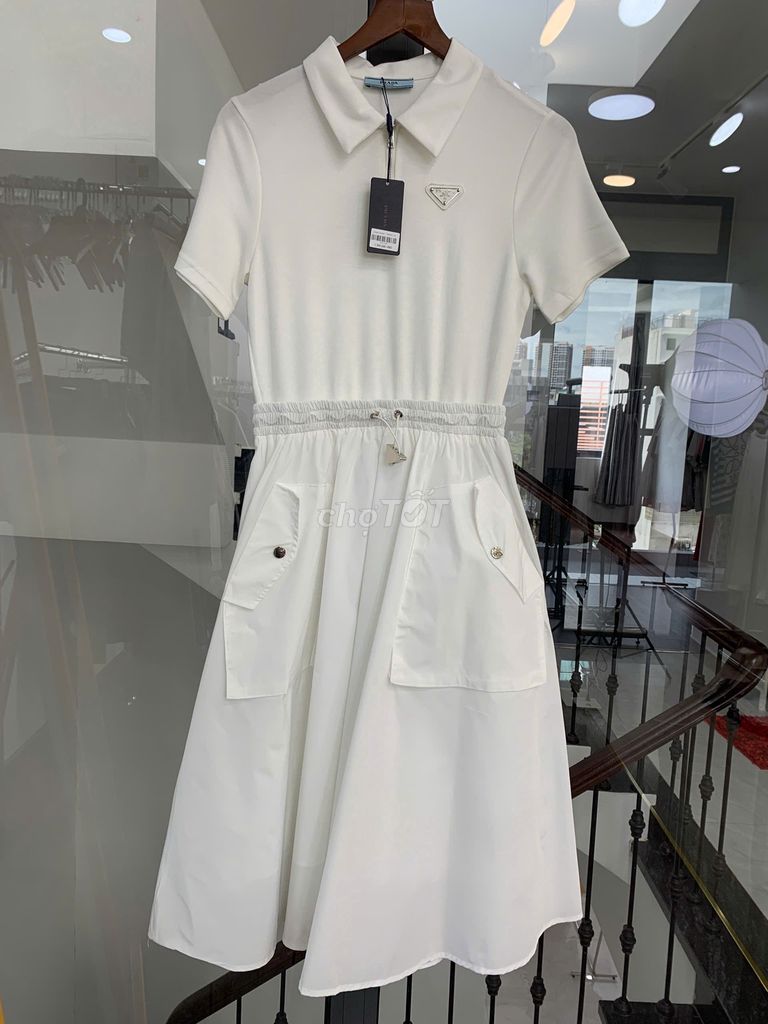 Đầm mới nguyên tag - cần pass lại