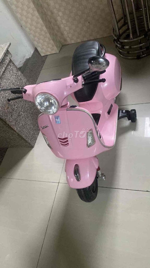 Xe đồ chơi hư bình