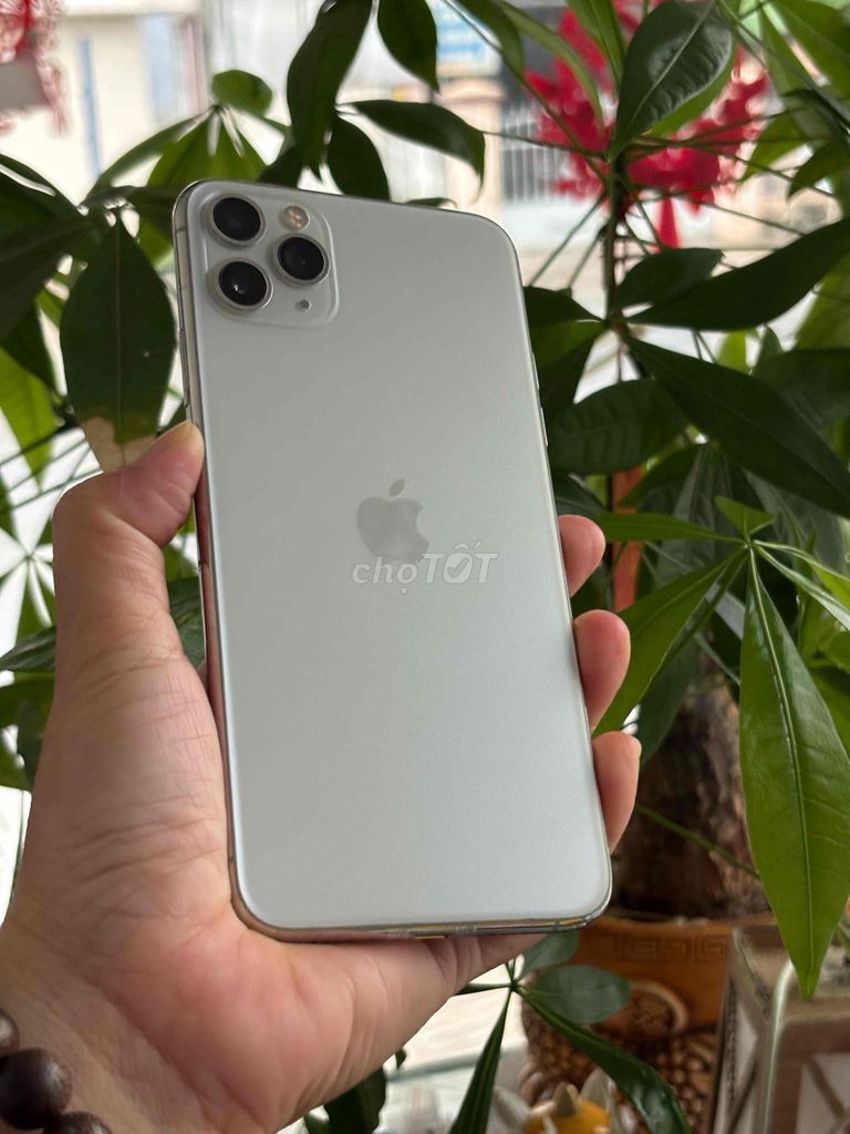 Apple iPhone 11 Pro Max 64GB Bạc Thay màn hình. Mua bán Điện thoại tại Huyện Long Điền Bà Rịa - Vũng Tàu được đăng bởi Iphone Hiền Nguyễn7979  hình 1