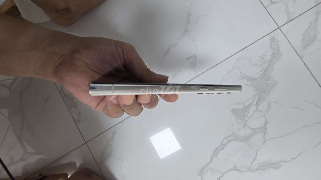 Samsung Galaxy S23 Ultra Trắng Đã sử dụng. Mua bán Điện thoại tại Quận 8 Tp Hồ Chí Minh được đăng bởi Huỳnh Tấn Phát hình 1