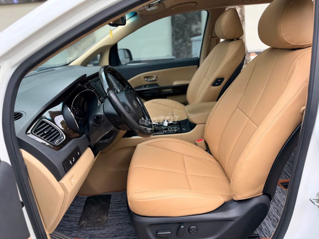 Kia Sedona 2019 2.2 Luxury Trắng. Mua bán Ô tô tại Quận 1 Tp Hồ Chí Minh được đăng bởi TÂN TỨ QUÝ hình 8