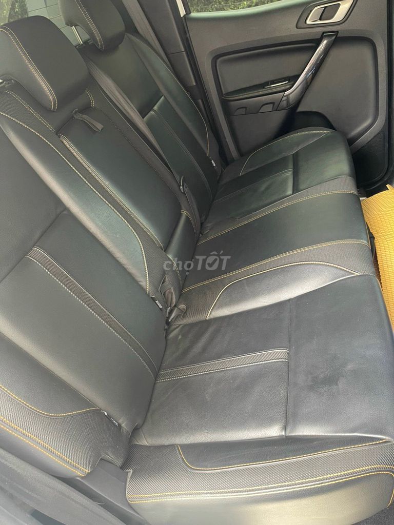 Двухосный серфинг Ford Ranger Wildtrak 2019 с битурбонаддувом