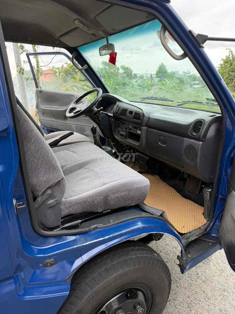 cần bán huyndai h100 xe đẹp zin hơn 90%. Mua bán Xe tải, xe ben tại Quận Thốt Nốt Cần Thơ được đăng bởi Nguyen Hoang hình 5