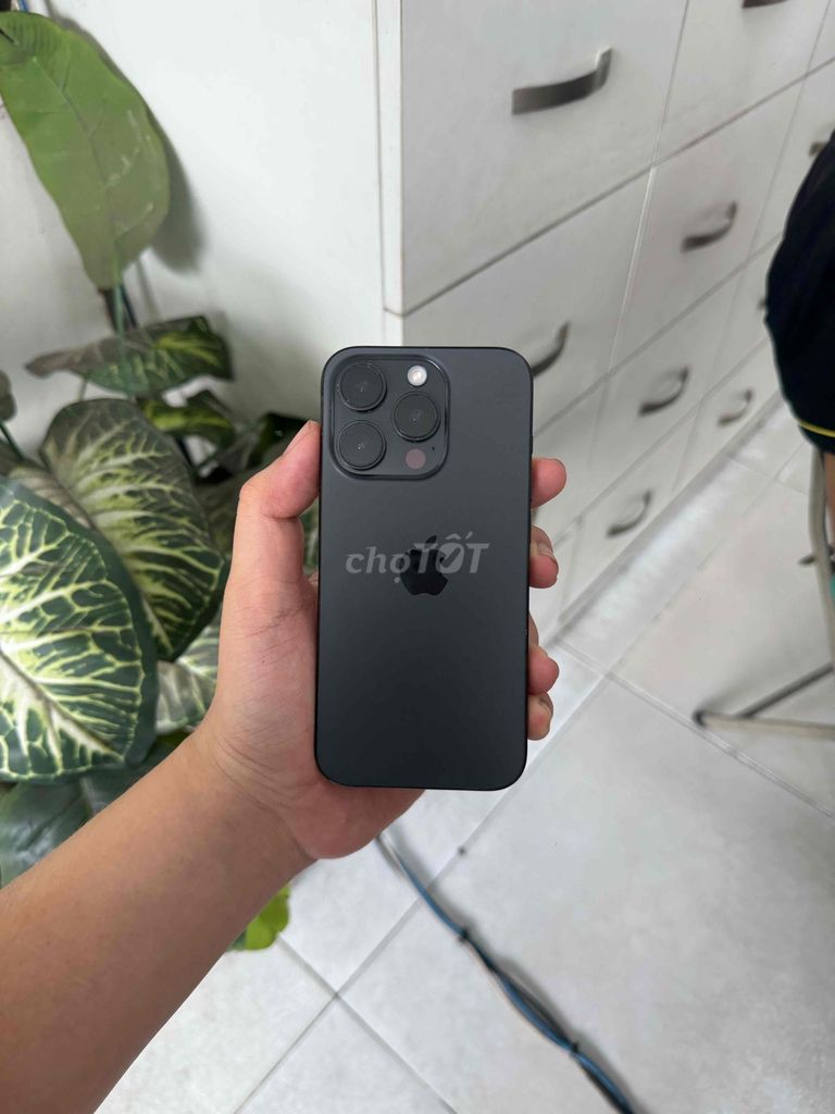 iPhone 15 Pro 128GB quốc tế thanh lí như bài viết. Mua bán Điện thoại tại Quận Gò Vấp Tp Hồ Chí Minh được đăng bởi Tony Mobile hình 1