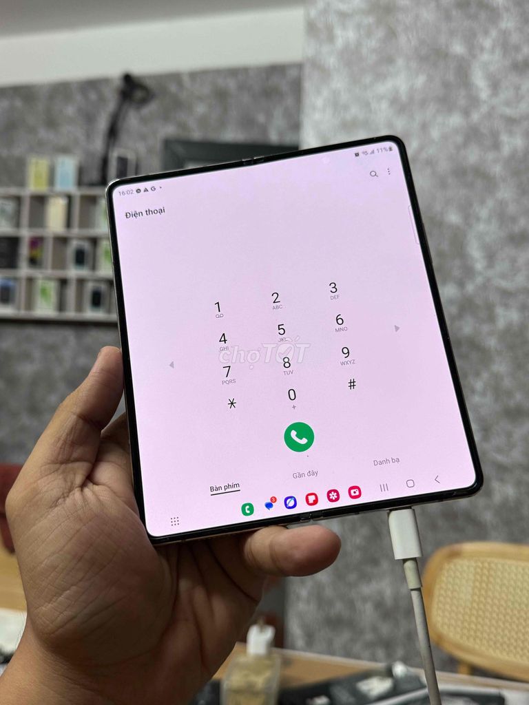 Samsung Z Fold 4 Bạc. Mua bán Điện thoại tại Quận Liên Chiểu Đà Nẵng được đăng bởi Tin Store hình 1