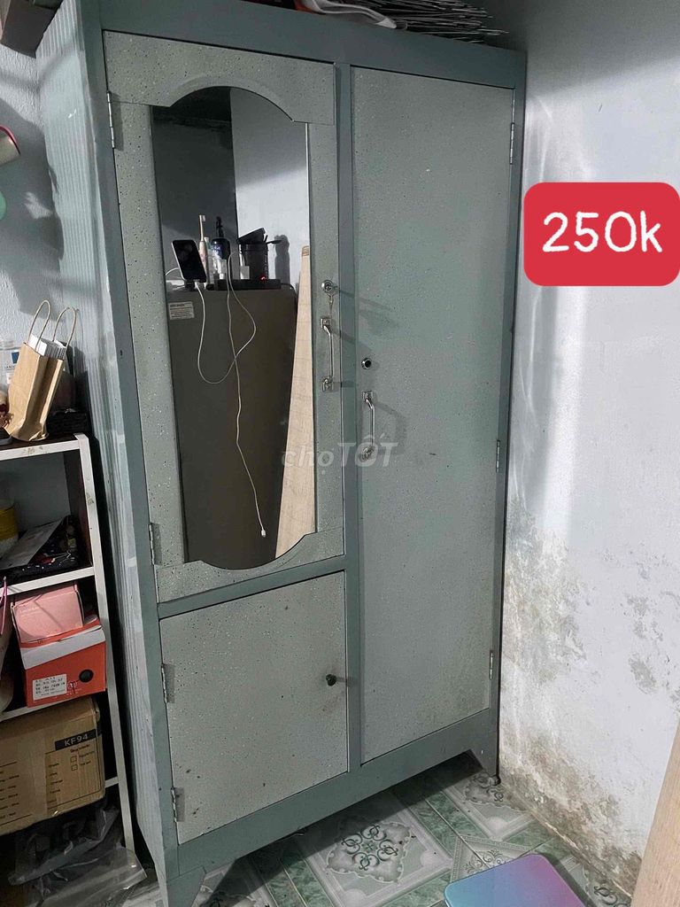 Tủ quần áo sắt, Xám. Mua bán Tủ, kệ gia đình tại Quận Sơn Trà Đà Nẵng được đăng bởi Anhthu hình 1