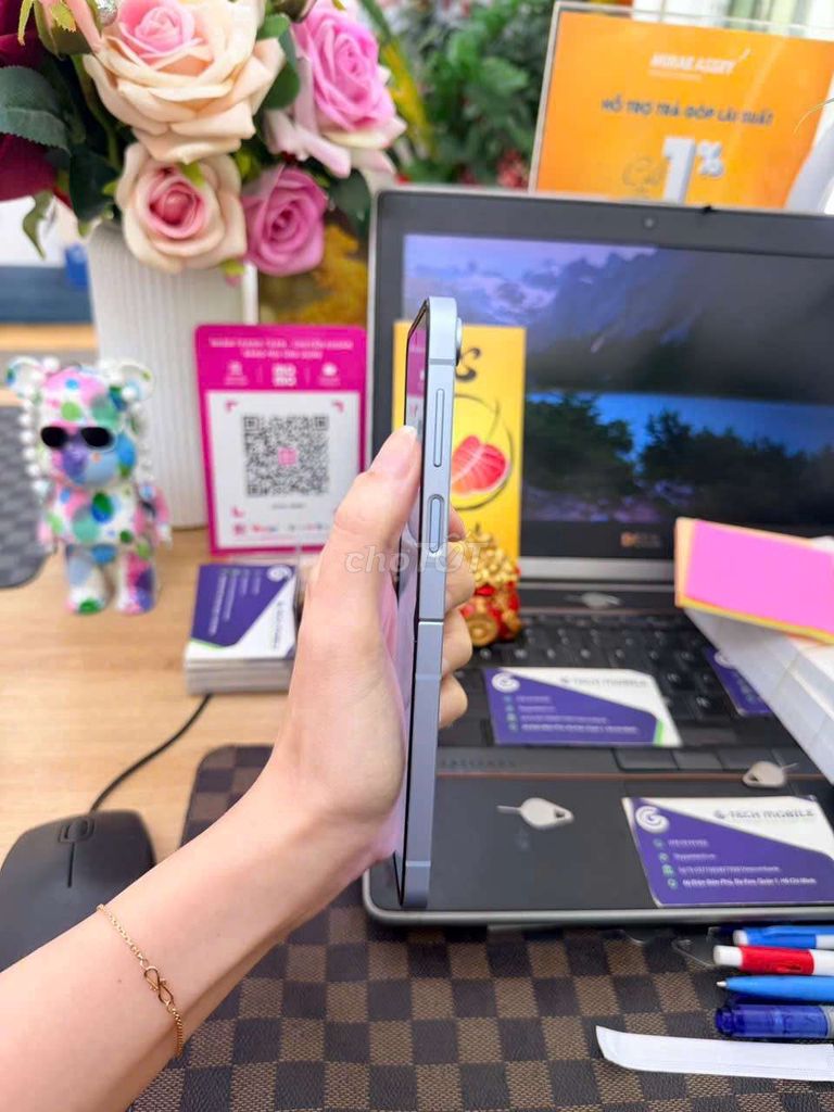 Samsung Galaxy Z Flip 6 256GB Xám. Mua bán Điện thoại tại Quận Bình Thạnh Tp Hồ Chí Minh được đăng bởi Minh phương hình 1