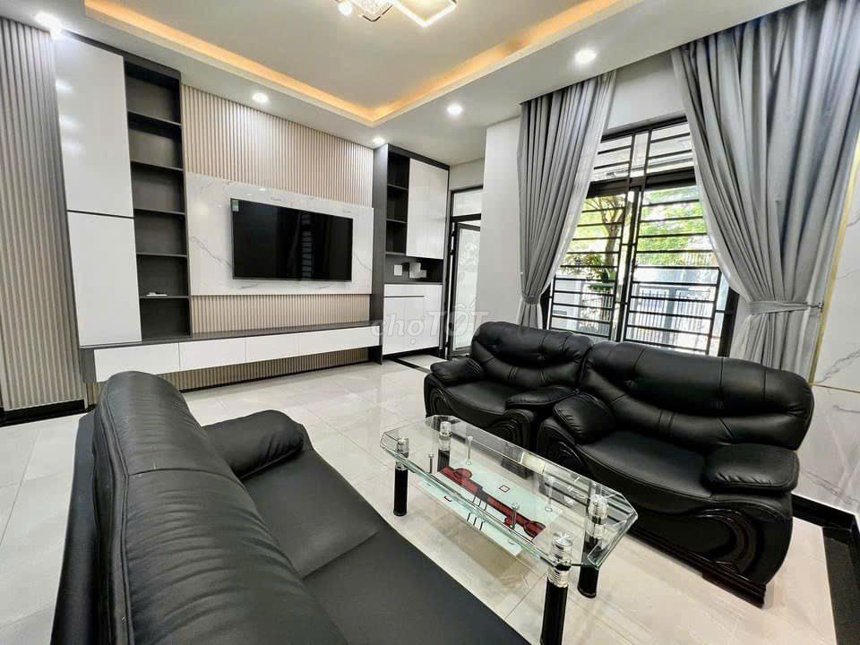 Lakeview City! Nhà phố  5x20,  Full NT cao cấp, Giá tốt: 32tr/th