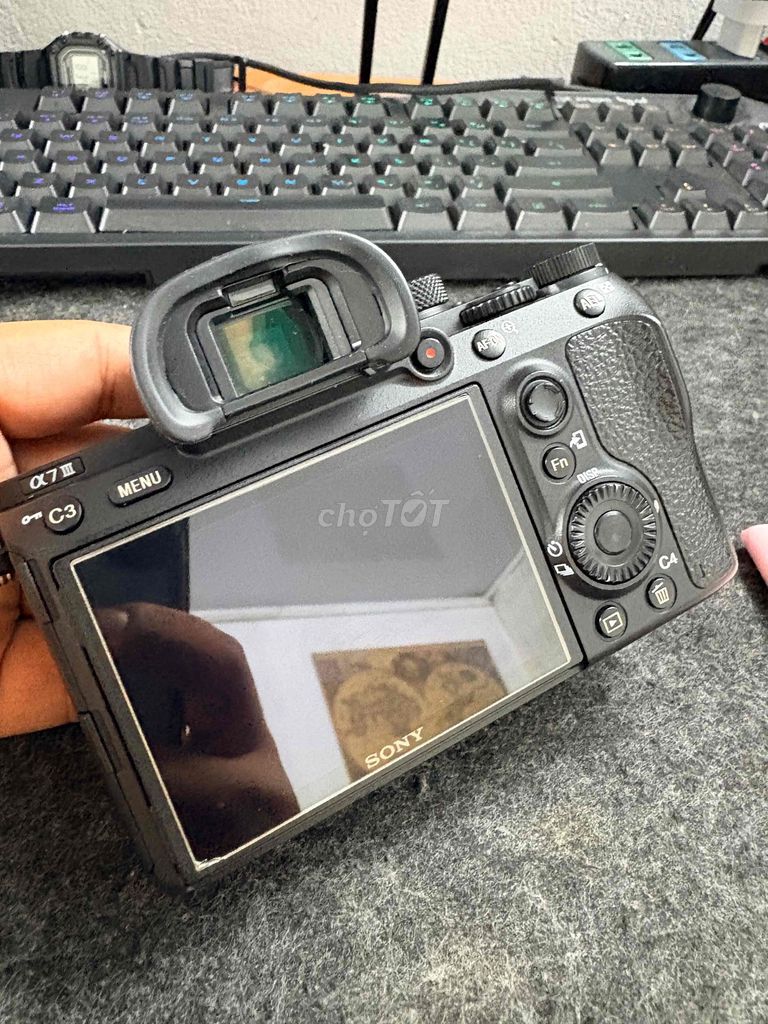 Máy ảnh Sony Alpha A7 III đã sử dụng. Mua bán Máy ảnh, Máy quay tại Quận Thốt Nốt Cần Thơ được đăng bởi Lý Hiếu hình 1
