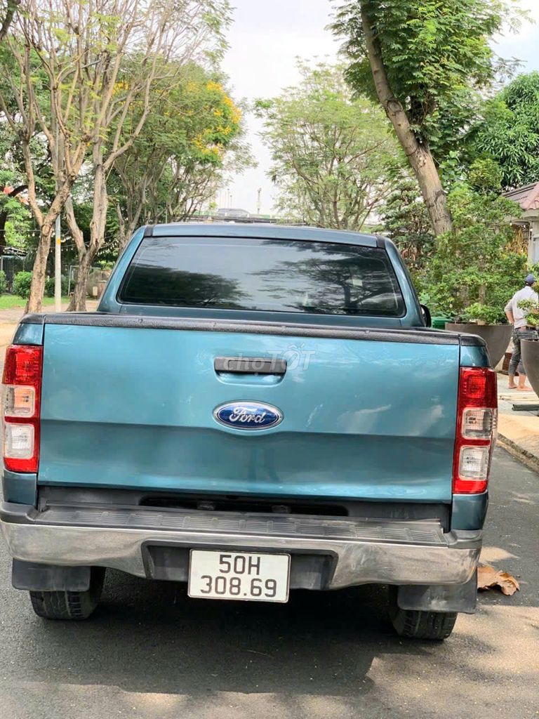 FORD RANGER SỐ SÀN 2 CẦU 4X4 CỰC KHỎE. Mua bán Ô tô tại Quận 7 Tp Hồ Chí Minh được đăng bởi Tuấn  hình 10