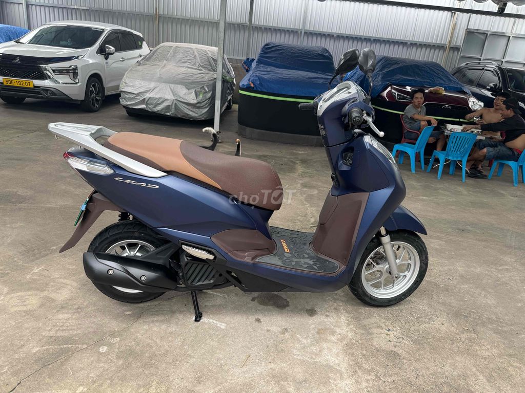 продается Honda Lead 125 серый зеленый дневной свет 2020 BSTP