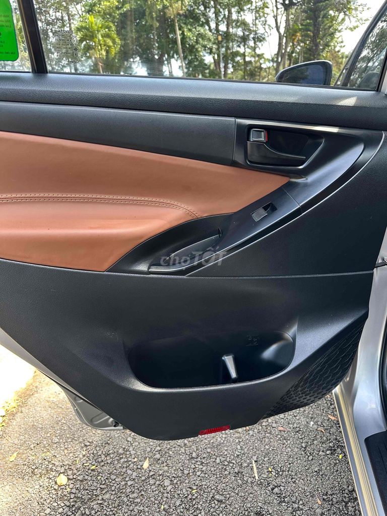 Innova 2019 zin tuyệt đối chuẩn gia đình kh taxi. Mua bán Ô tô tại Thành phố Bảo Lộc Lâm Đồng được đăng bởi Trần Hữu Trọng hình 12