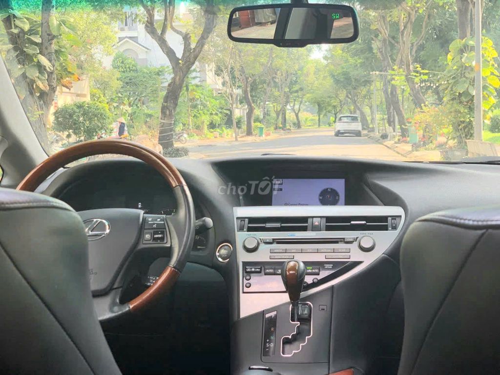 BÁN RX 350 AWD MỘT CHỦ TỪ ĐẦU, MODEL 2010. Mua bán Ô tô tại Quận 7 Tp Hồ Chí Minh được đăng bởi Tuấn  hình 15