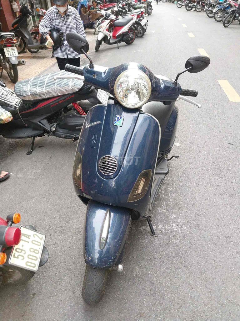 Vespa LX 125cc 2009 Chính chủ bán 5triệu. Mua bán Xe máy tại Quận 11 Tp Hồ Chí Minh được đăng bởi TRUNG hình 2