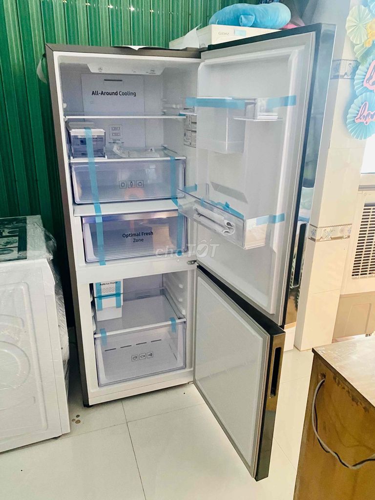 Tủ lạnh Samsung inverter 276l