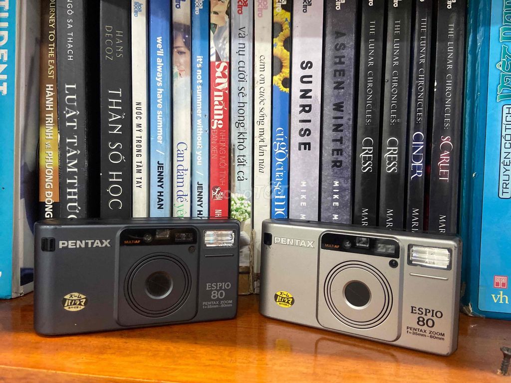 máy ảnh film pentax 80 , nikon af600. Mua bán Máy ảnh, Máy quay tại Quận Thanh Khê Đà Nẵng được đăng bởi Bin hình 1