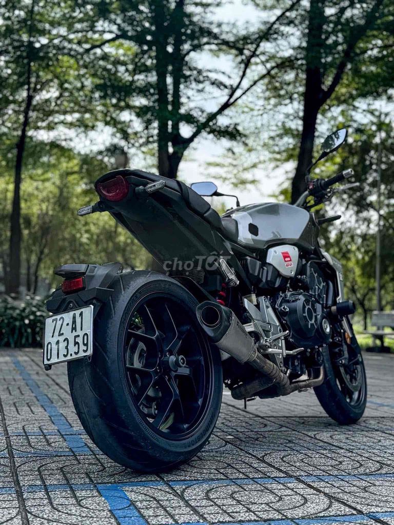 Honda CB1000R Neo Sport Café Xám. Mua bán Xe máy tại Quận 8 Tp Hồ Chí Minh được đăng bởi my  hình 6