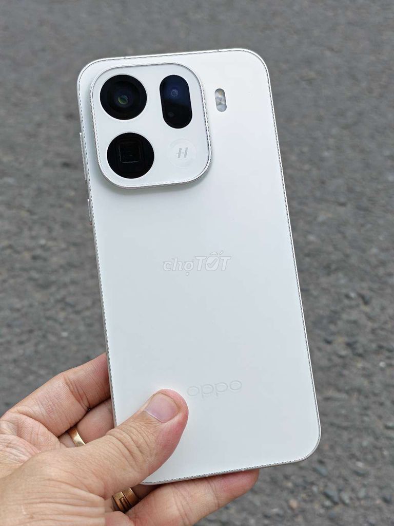 Oppo Find X9 Pro Trắng fullbox demen 9500. Mua bán Điện thoại tại Quận Bình Tân Tp Hồ Chí Minh được đăng bởi Phạm Vôn hình 1